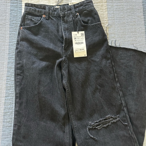 BRAND NEW Zara jeans - Picture 4 of 5